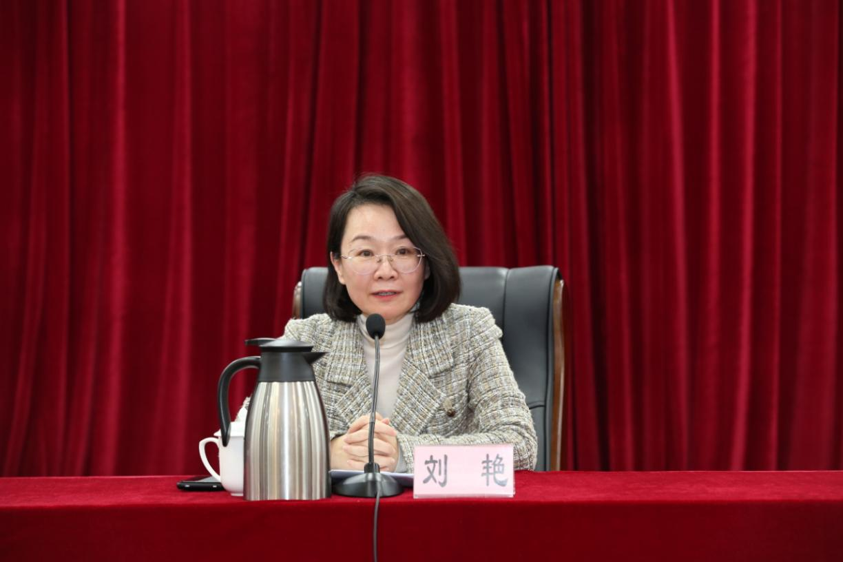 自治区财政厅举办全区新《会计法》和企业会计准则培训班